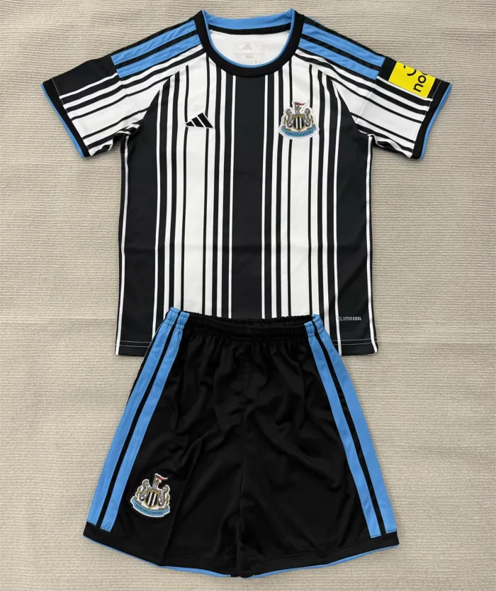 Newcastle United Home Jersey Suit 26/27 1:1 Thai Quality