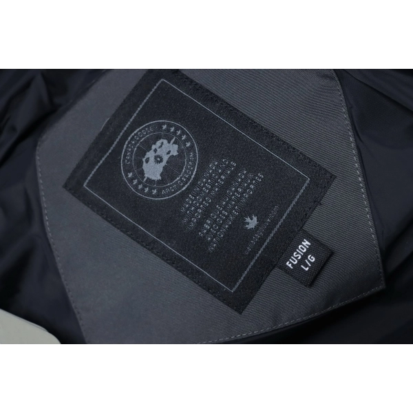 CANADA GOOSE MacMillan Parka 17 Gray   Black label