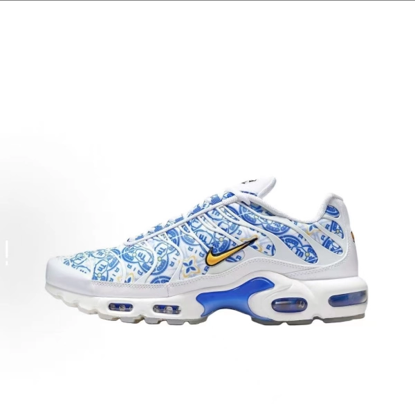 Nike Air Max Plus Blue and white pattern