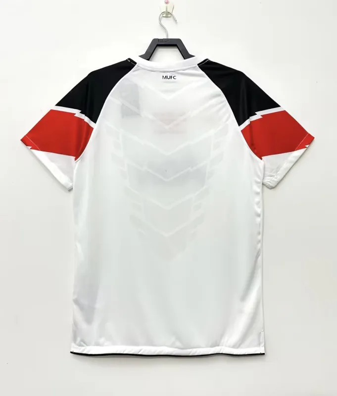 2010-11 Manchester United Retro Jersey Away