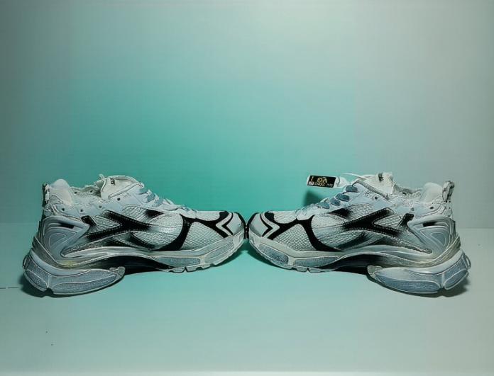 Balenciaga Runner Sneaker'Gradient -White Black'