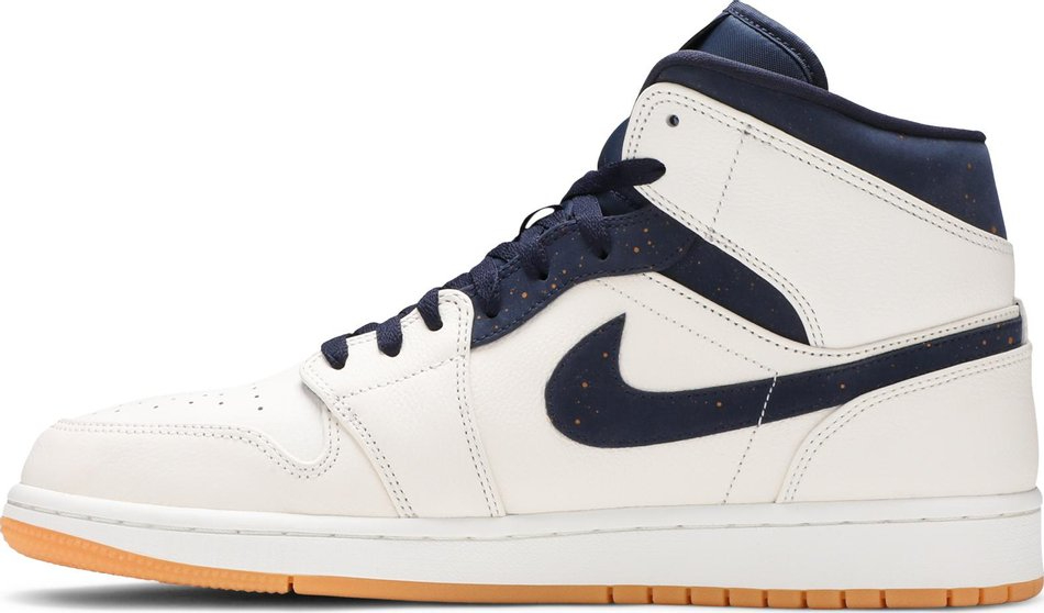 Air Jordan 1 Mid 'Jeter' AH6342-104