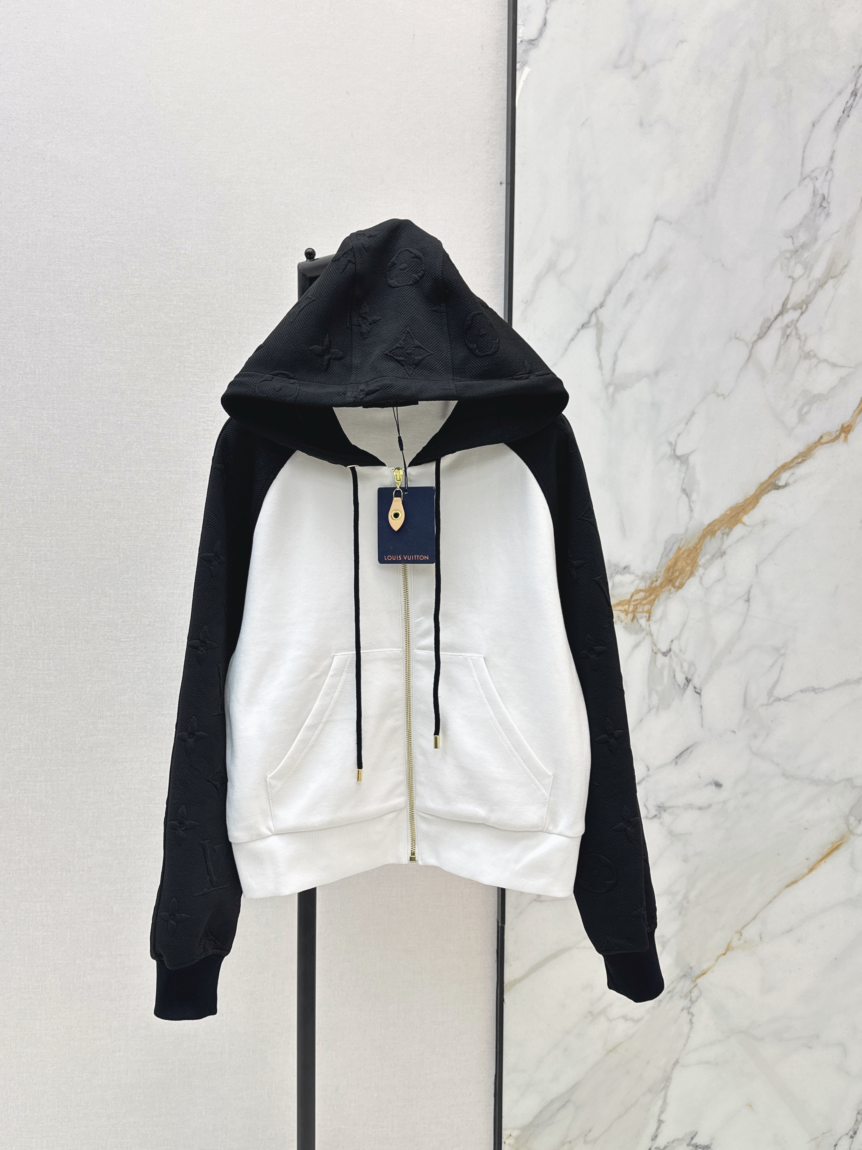 Louis New Hooded casual jacket