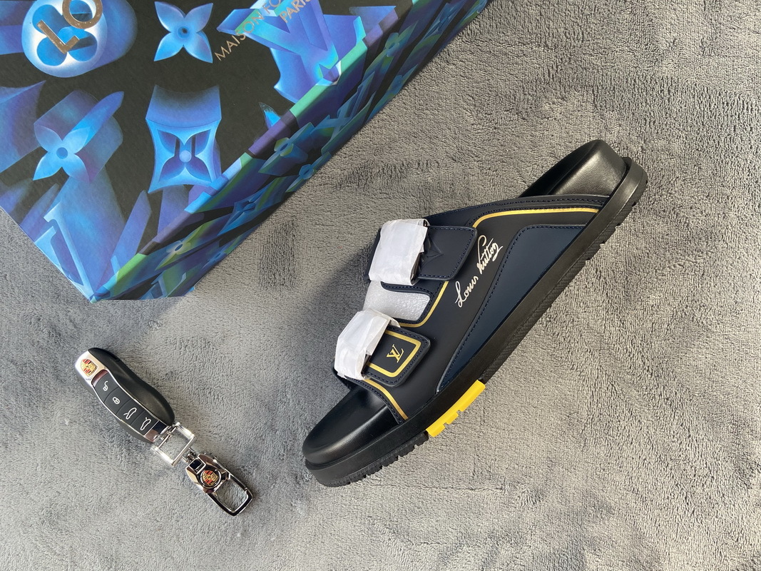 Pkkicksstockx LOUIS VUITTON Trainer Black Yellow
