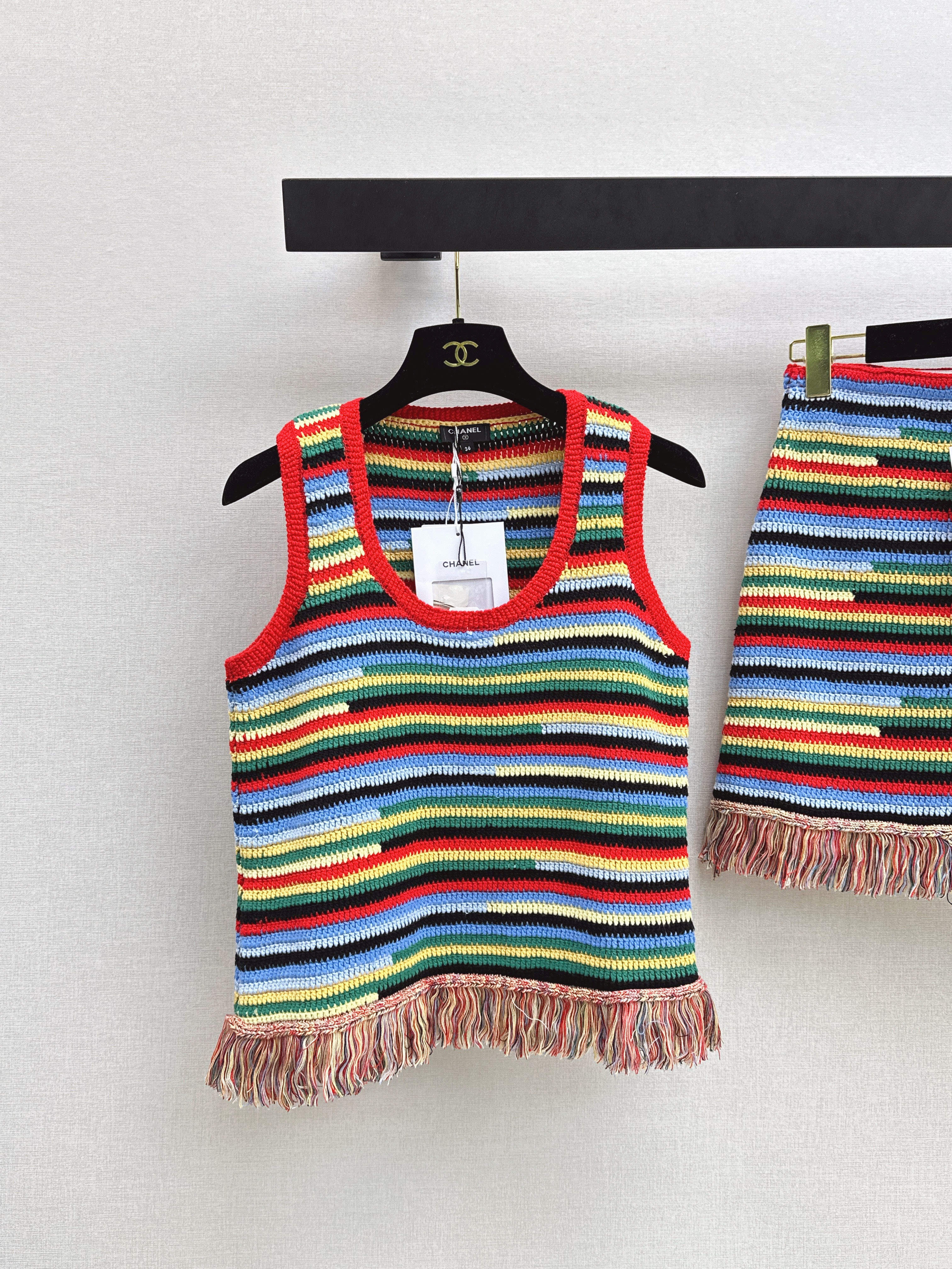 Chan New Striped Tassel Knitted Vest