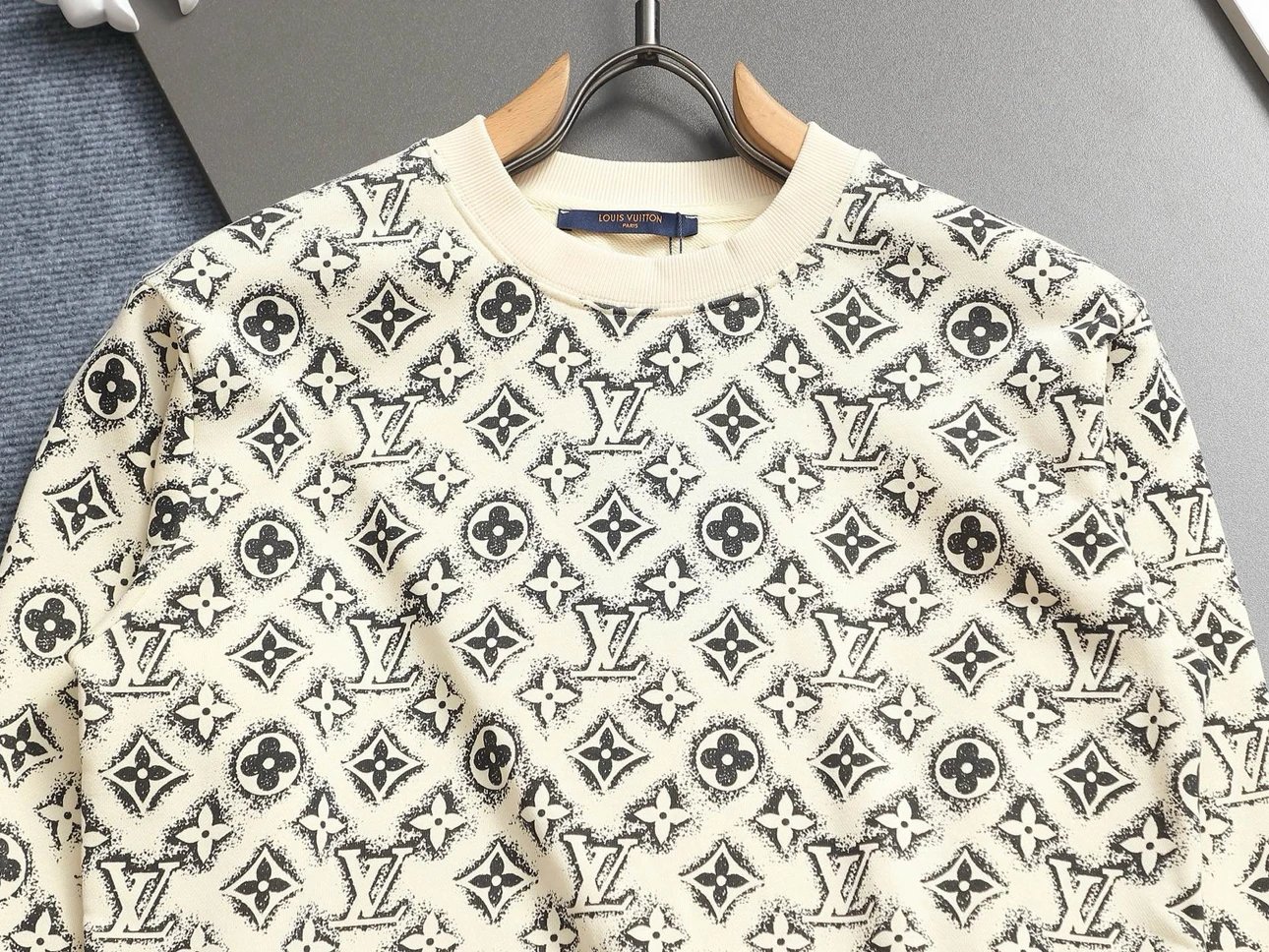 Louis Vuitton Monogram Splatter Crewneck Sweatshirt Collection
