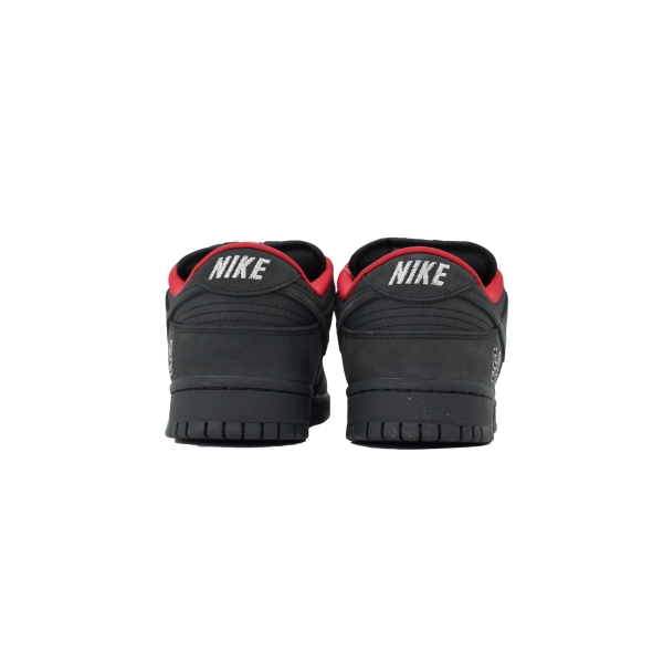 The Powerpuff Girls x Nike SB Dunk Low Black HQ8487-001