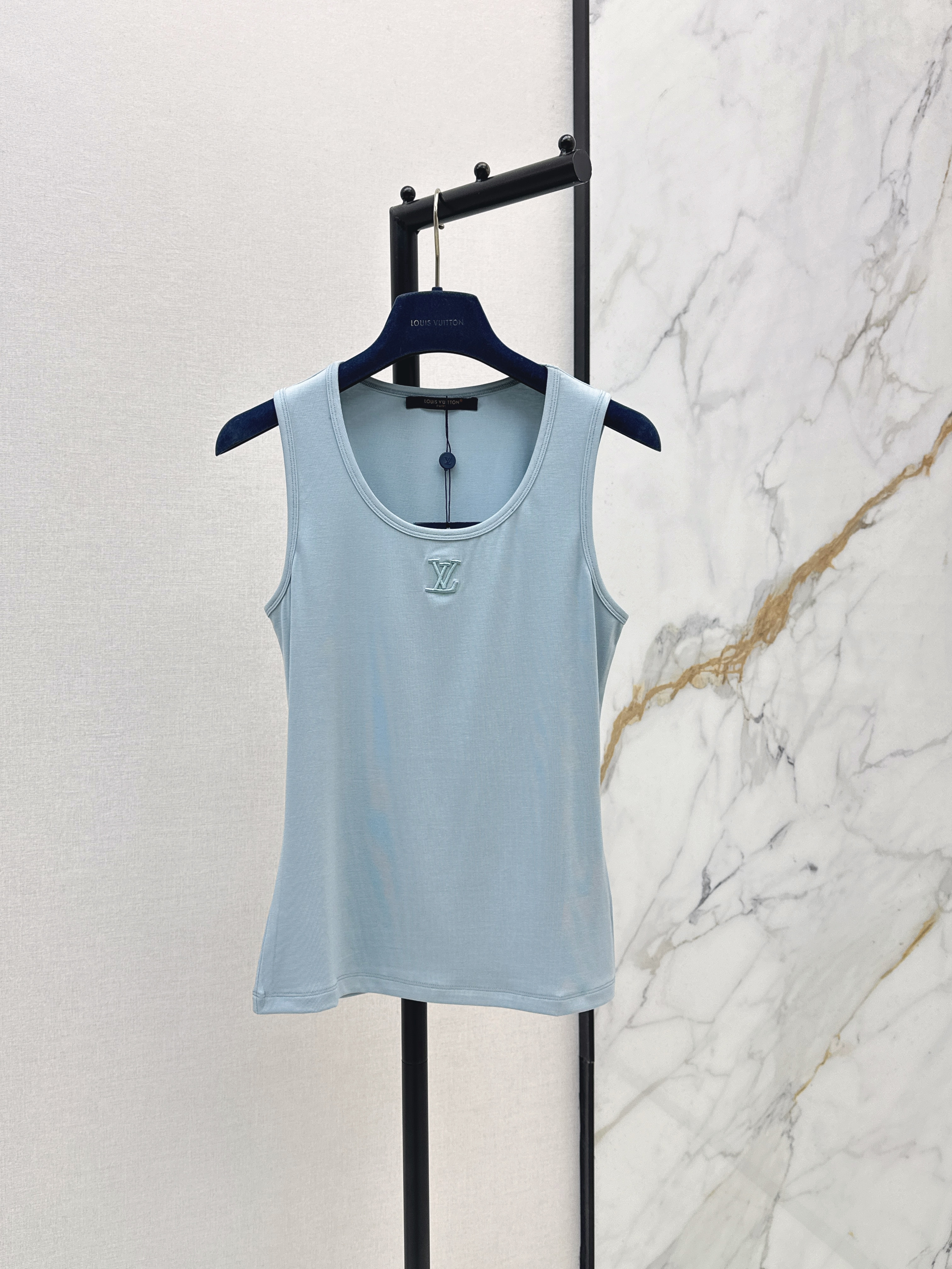 Louis New Sleeveless vest