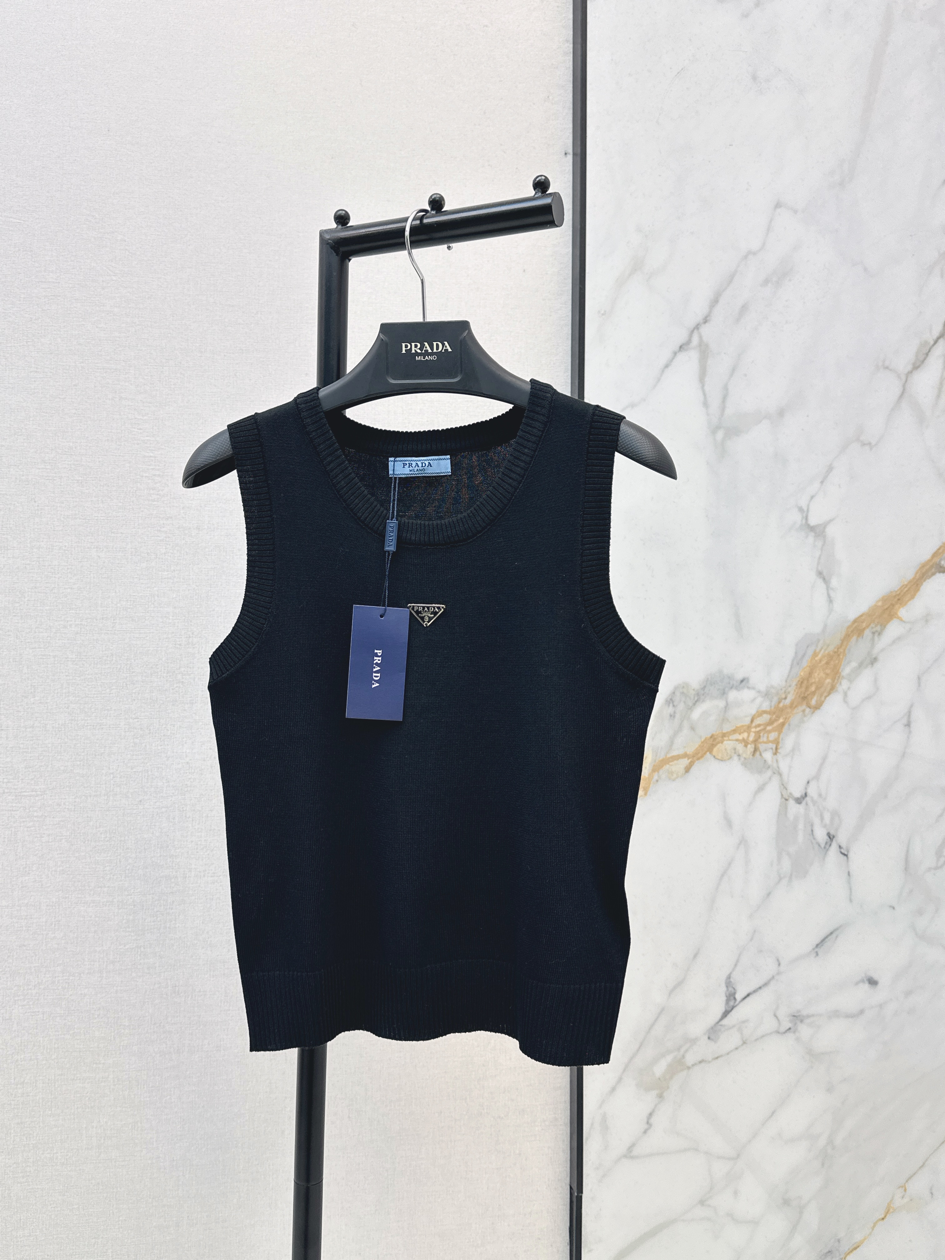 Pra New knit vest