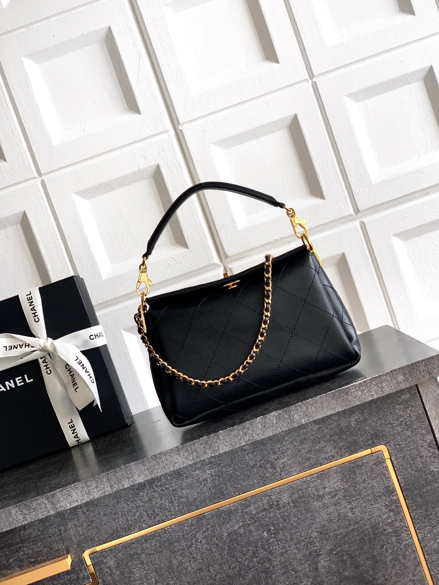 Chan New Handheld single-shoulder crossbody bag