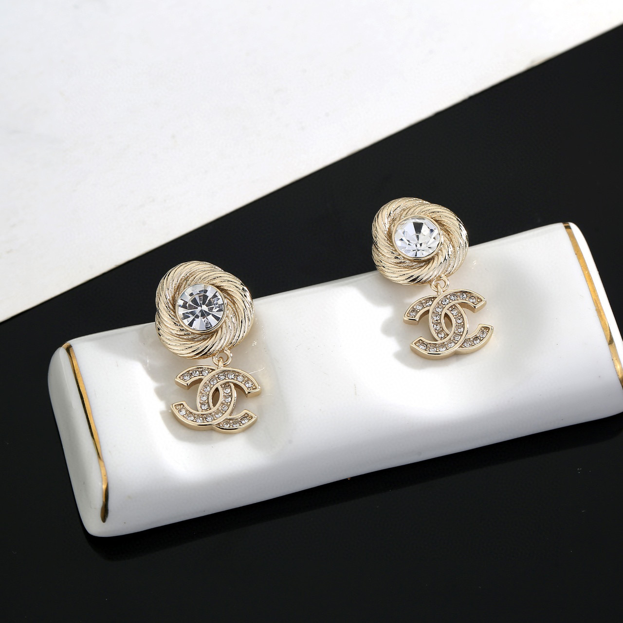 Chan New Earrings