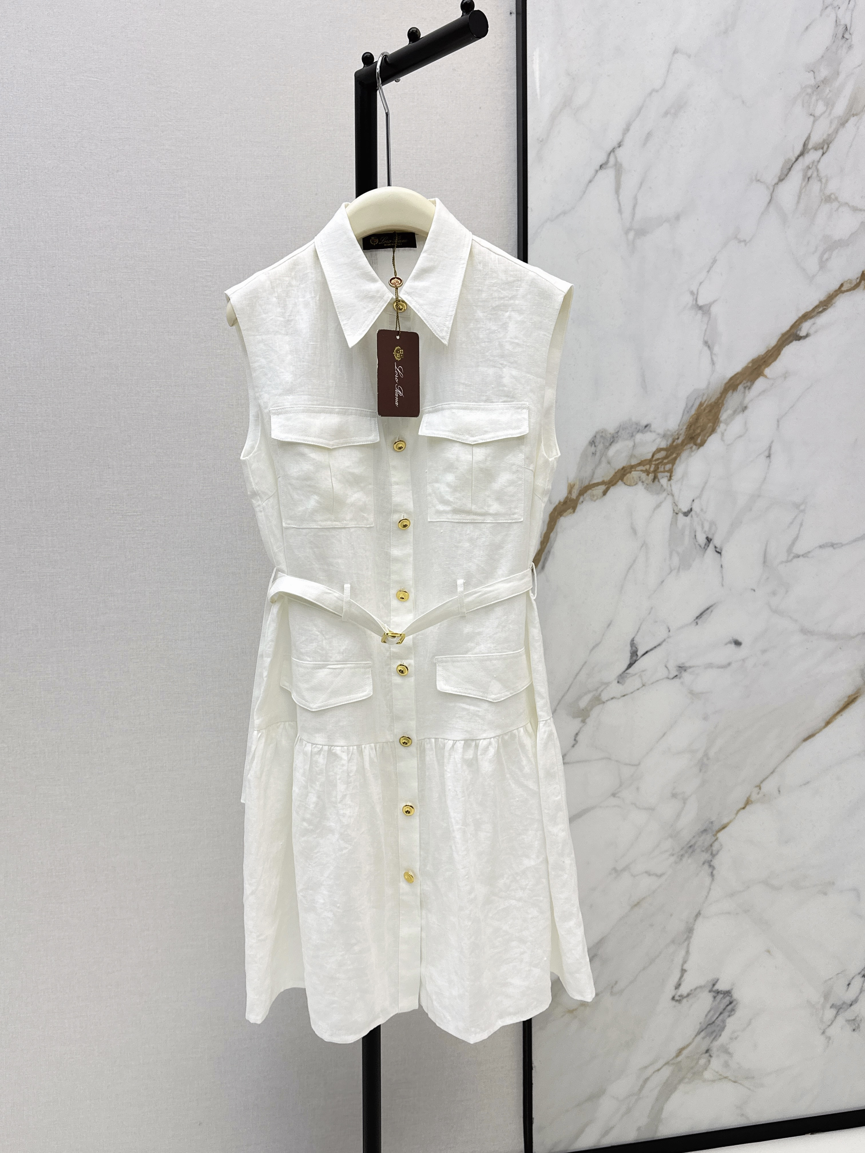 Loro New sleeveless dress