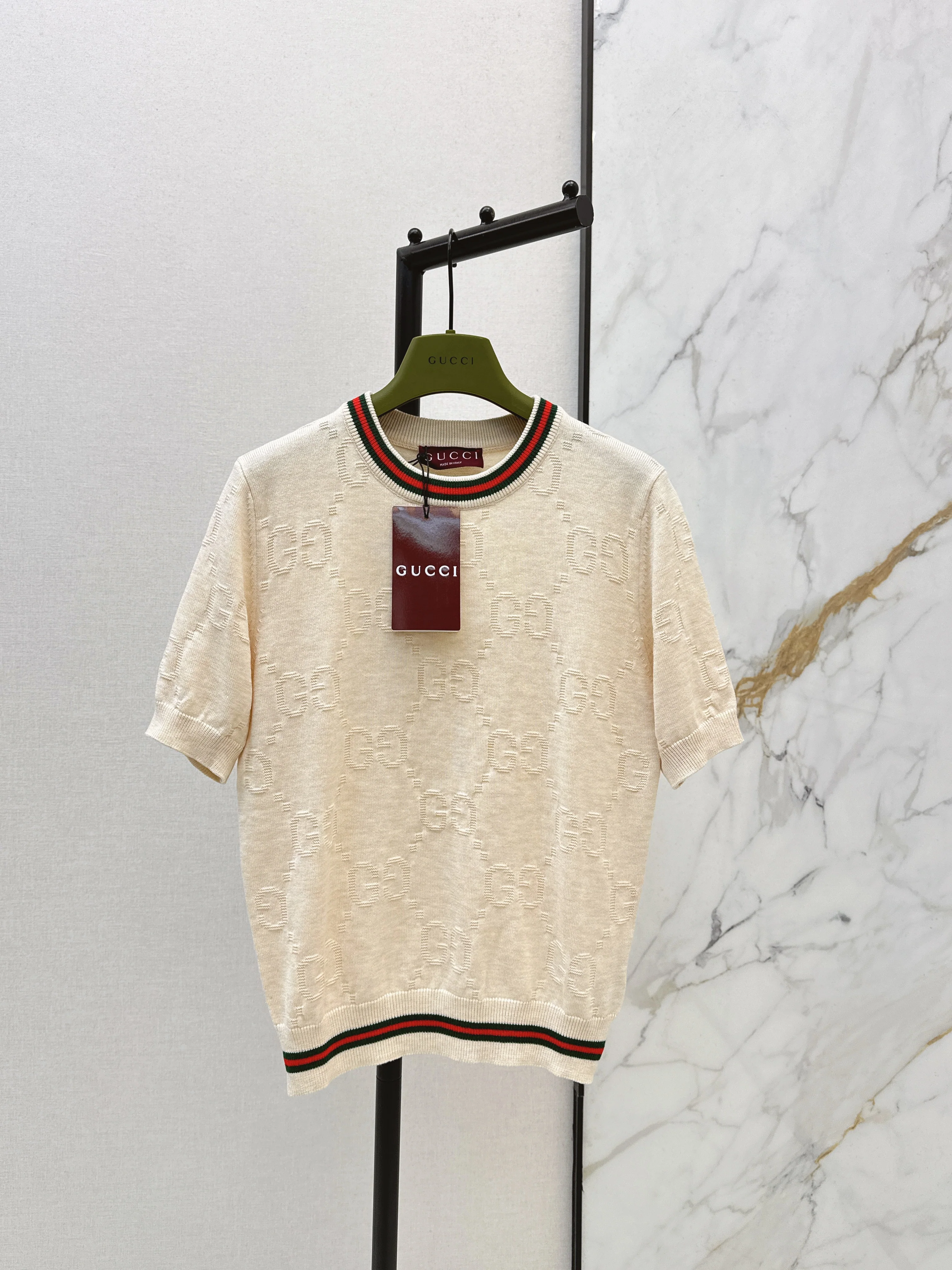 Guc NEW short sleeve knitwear