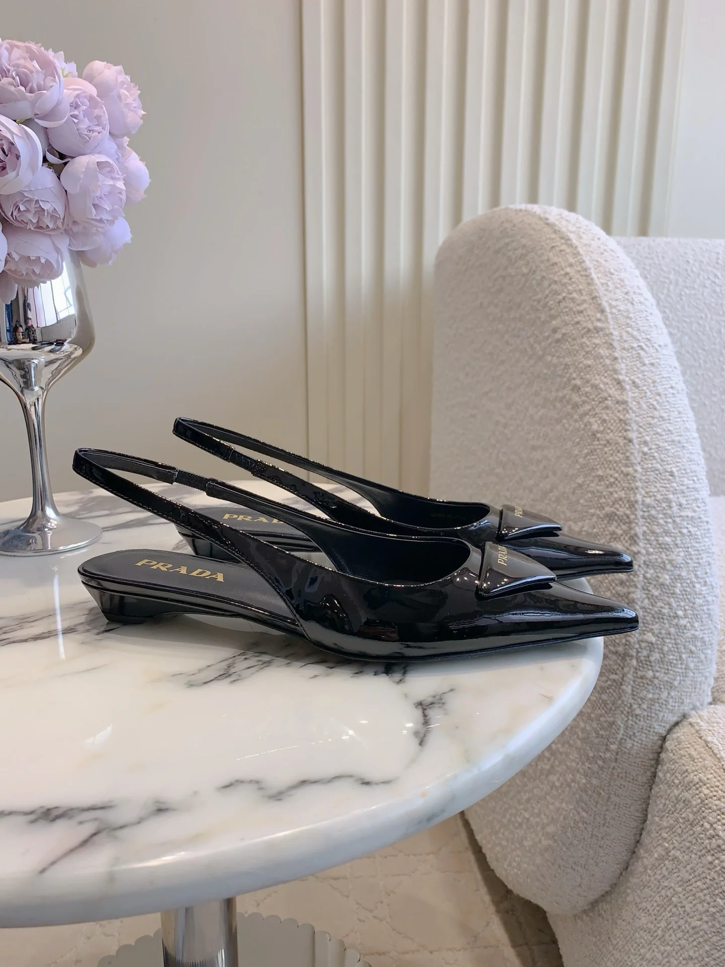 Pra New Patent leather pointed-toe shoes