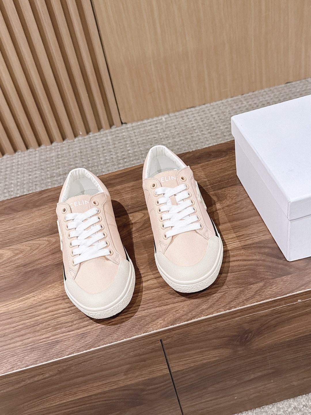 Celi New canvas shoes