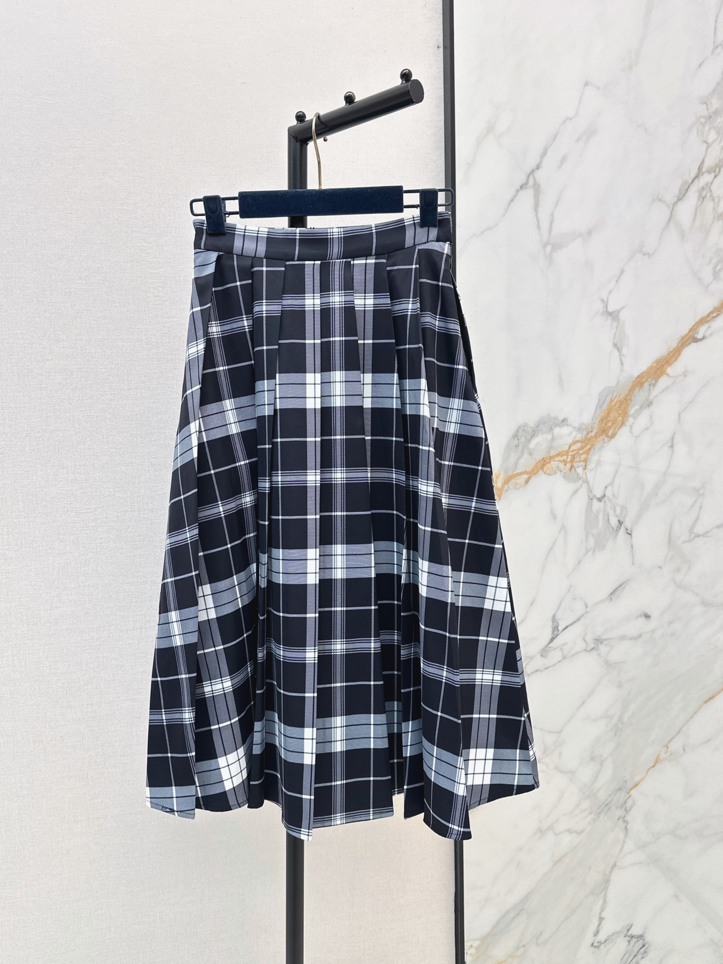 Louis New Plaid pleated skirt