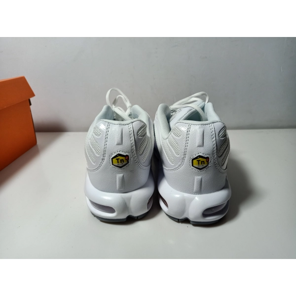 Air Max Plus  White (Nike Tn)