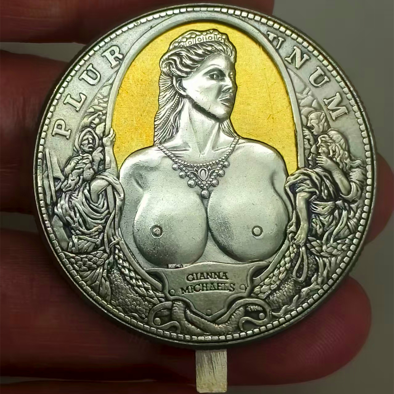 Movable Mechanical Coin 'Ginana Stripper' Sexy Girl Roman Booteen Coin Hobo Nickel Morgan Dollar Amazing Art Collectible Creative Gift Handmade Commemoration Coin