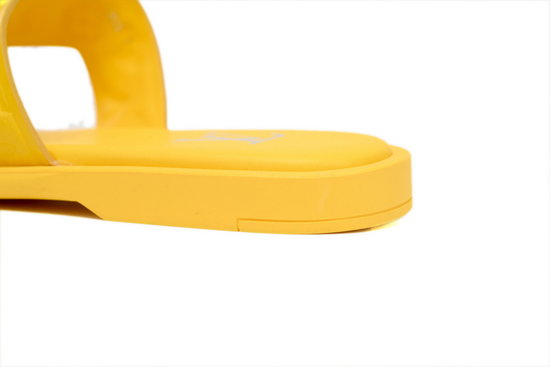 Pkkicks God Batch BLUE LOUIS VUITTON Oasis Yellow Embossing