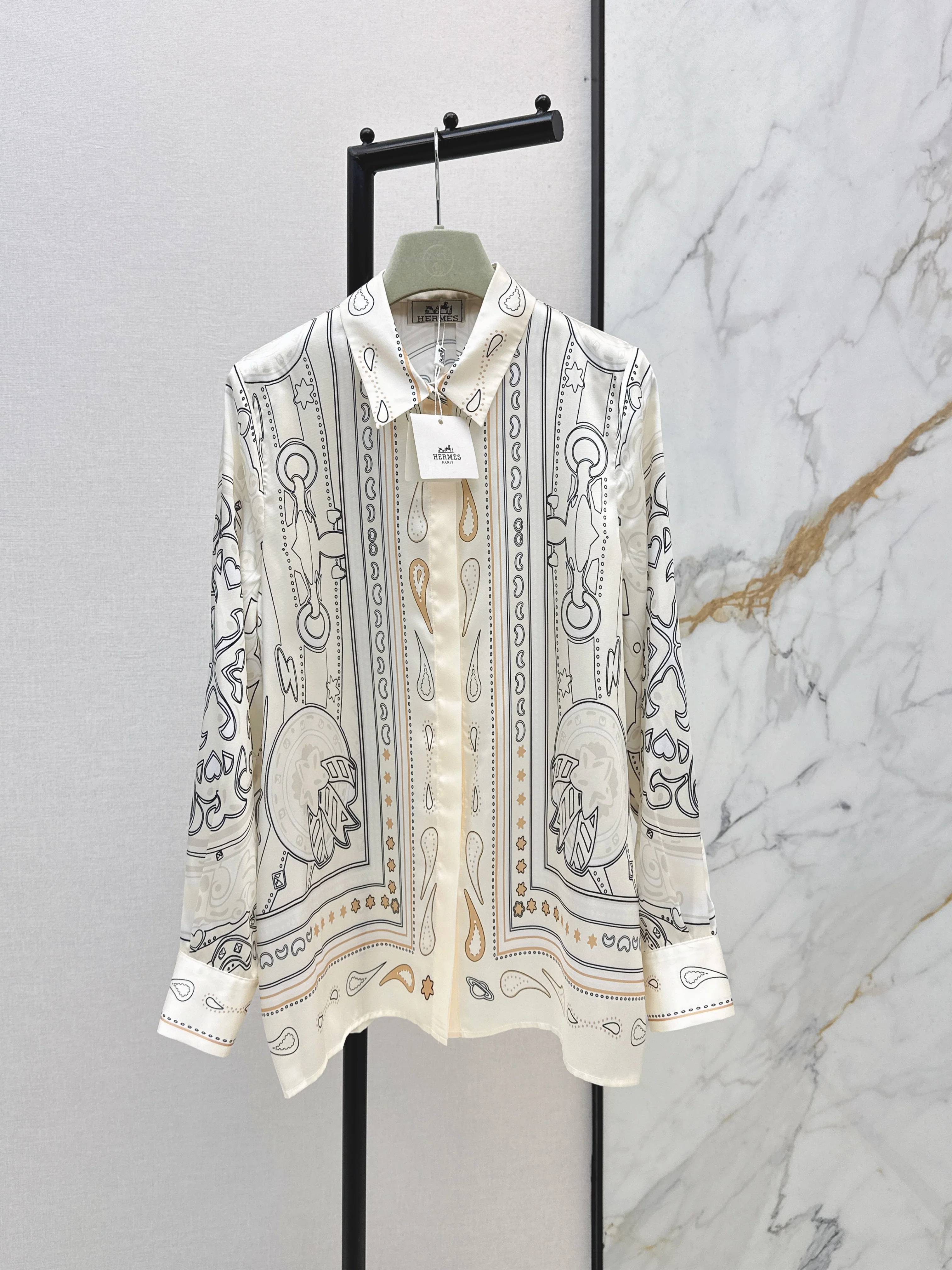 Herm NEW print silk shirt