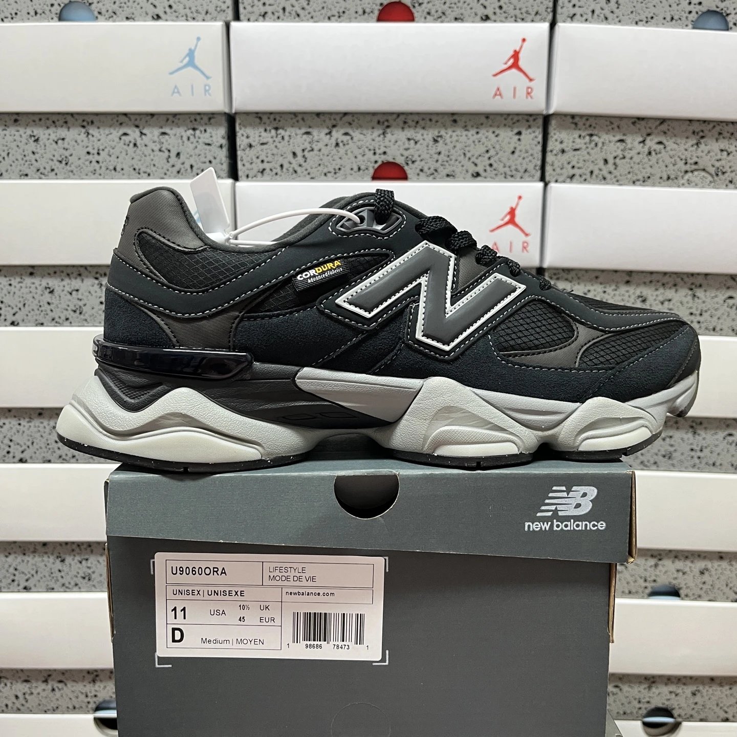 New Balance TOP BATCH 9060 Sneaker Collection