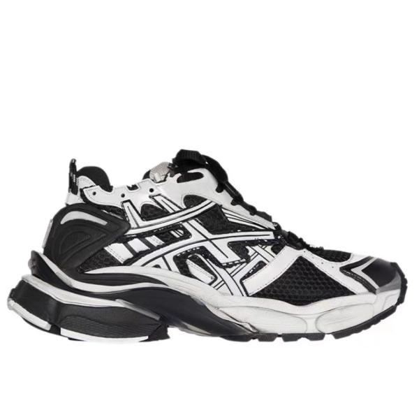 Balenciaga Runner Black White 677402W3RB29010