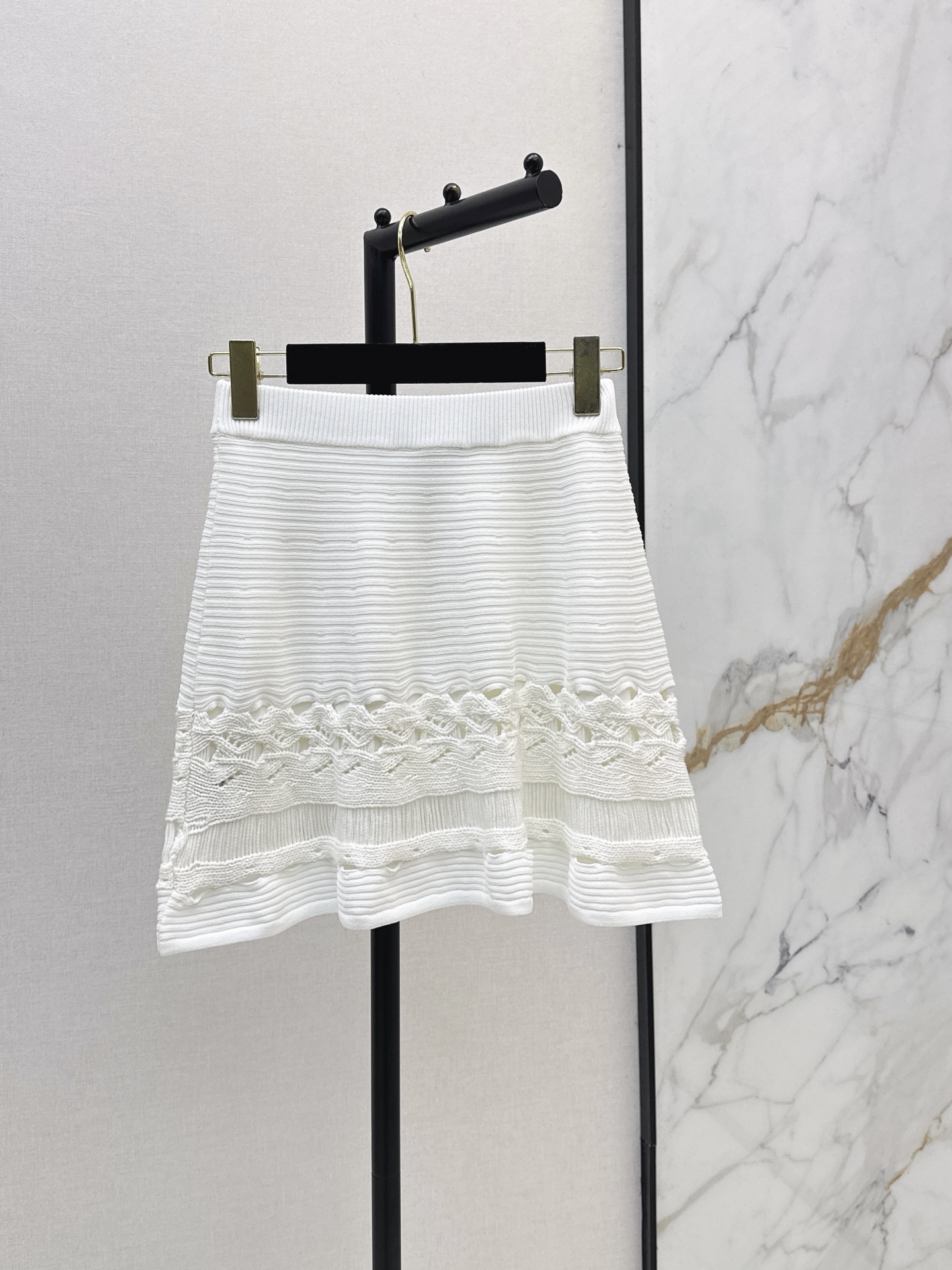 Chan New Hollow-knit skirt