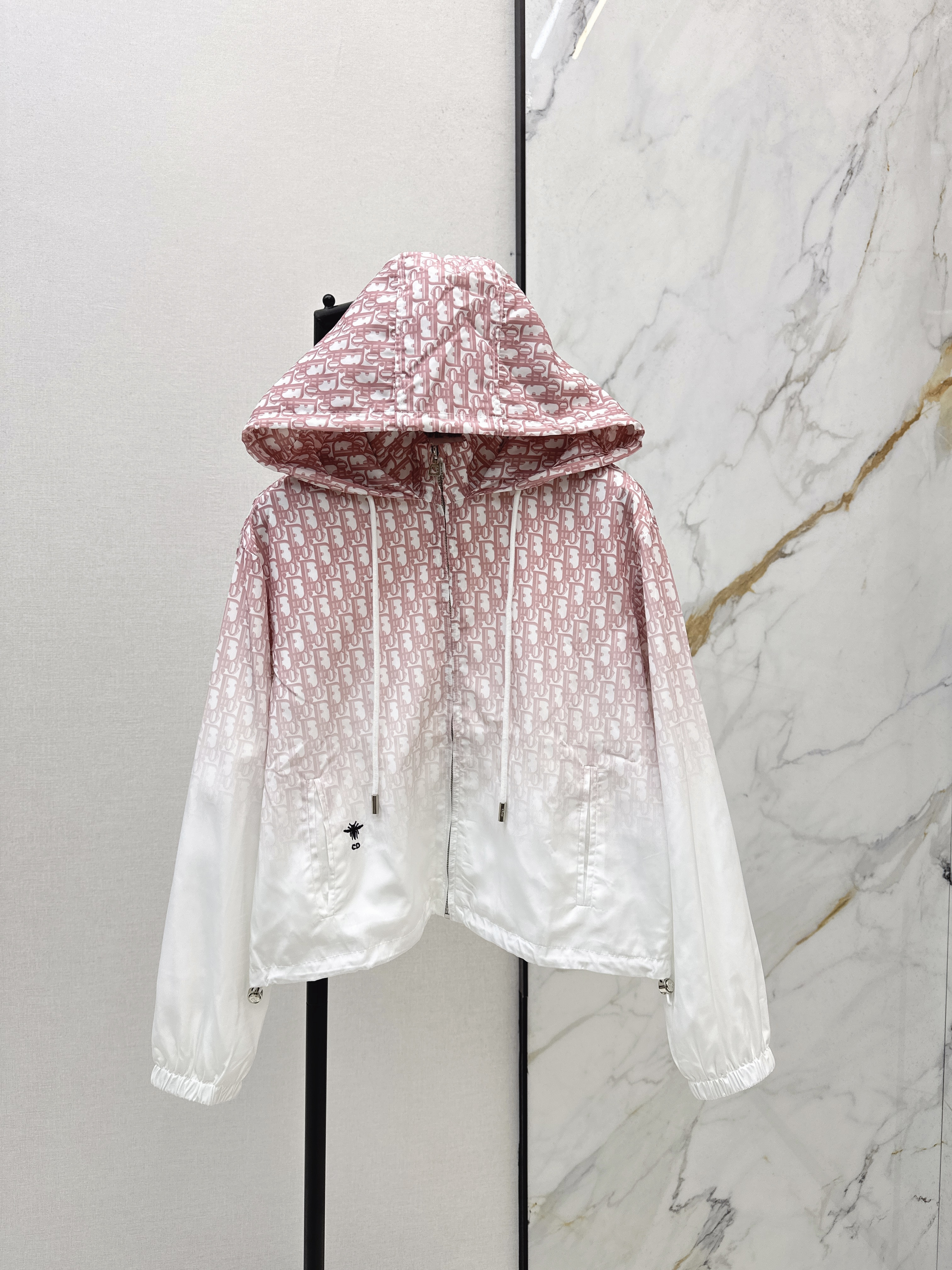CD New gradient colors jacket