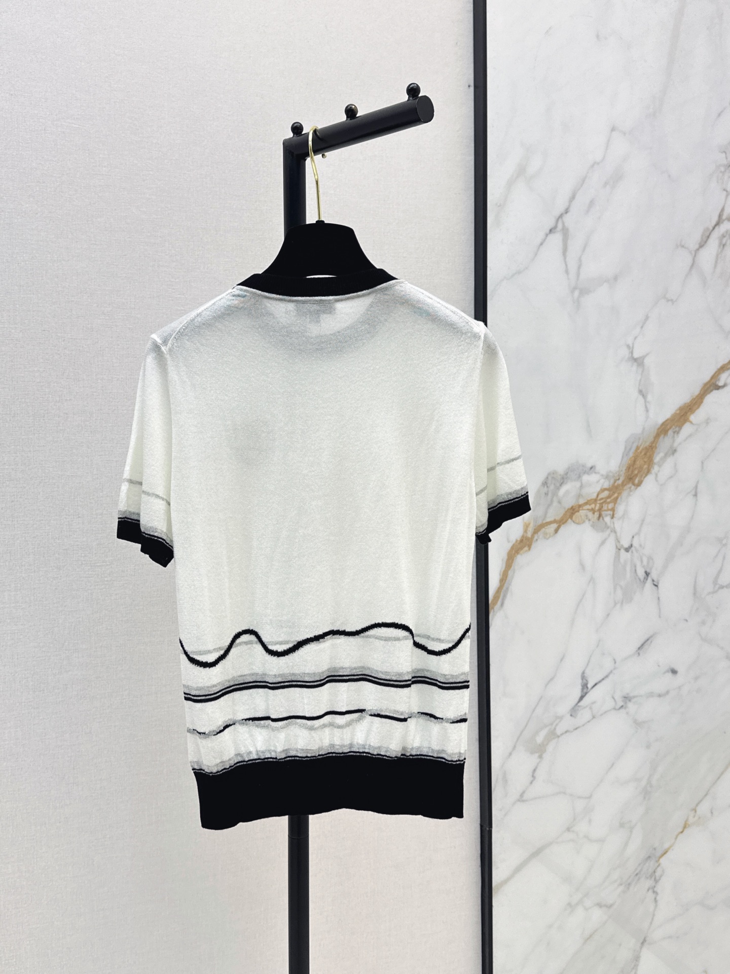 Chan New Color-Block Trim Knitted Short-Sleeve Top