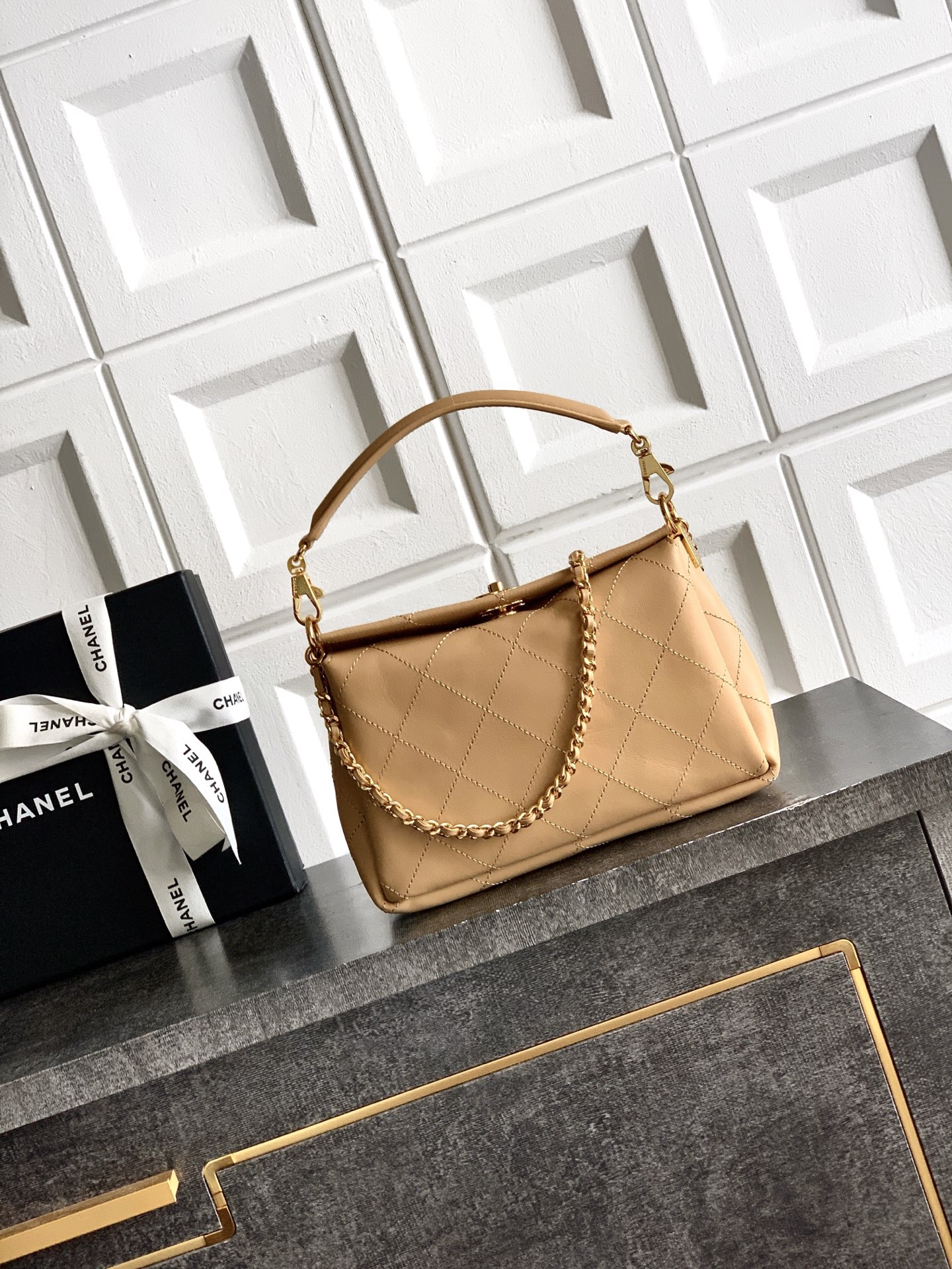 Chan New Handheld single-shoulder crossbody bag