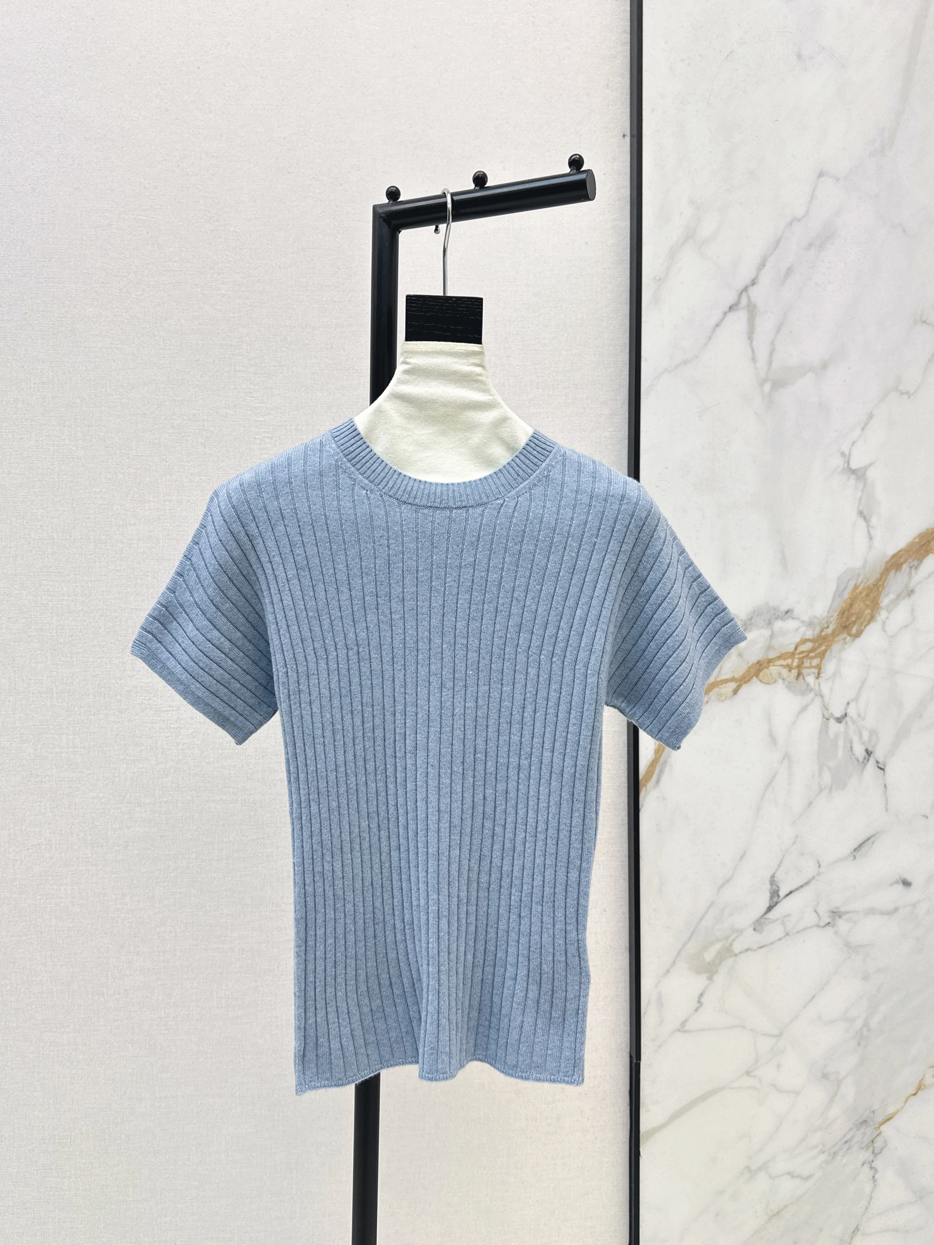 Loro NEW short sleeve knit sweater