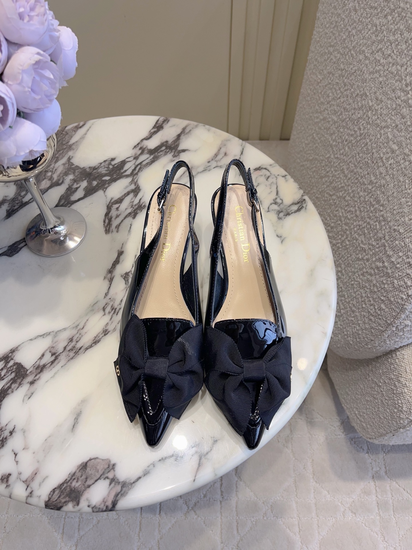 CD New Open-back high heels with a bow