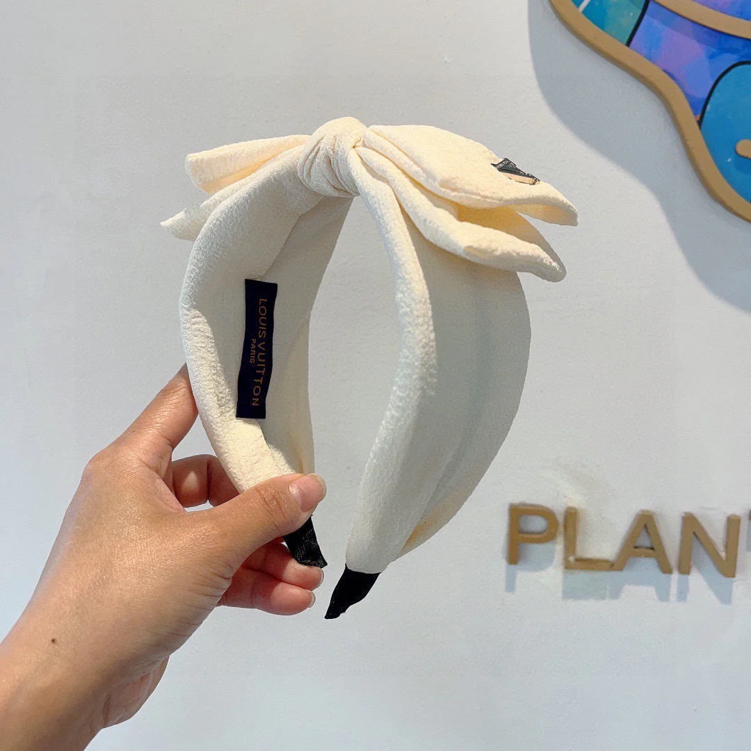 Louis hot new wide bow headband