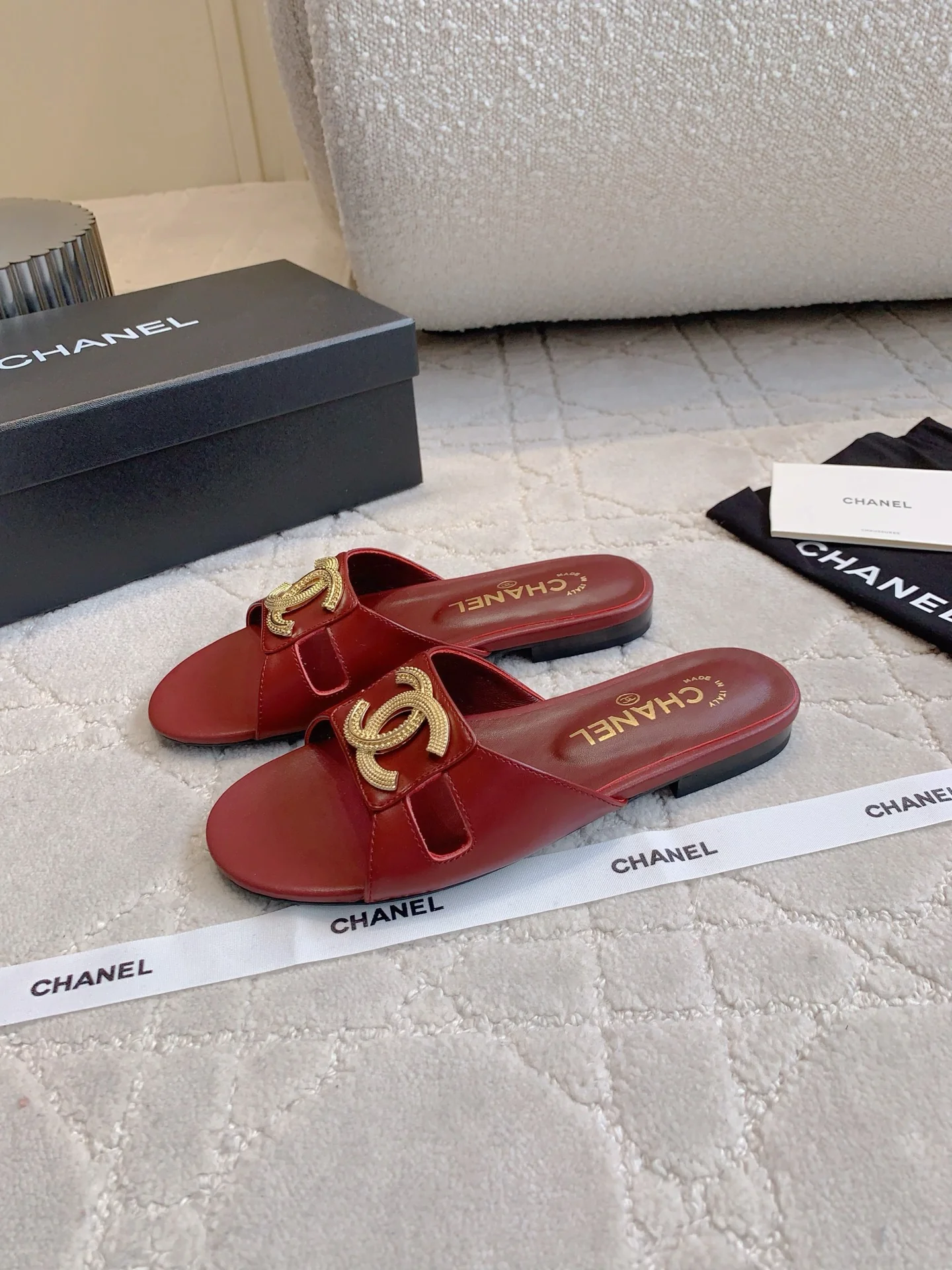 Chan New Flat slippers