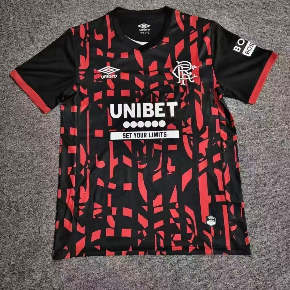 Wanderers 26-27 away fan version
