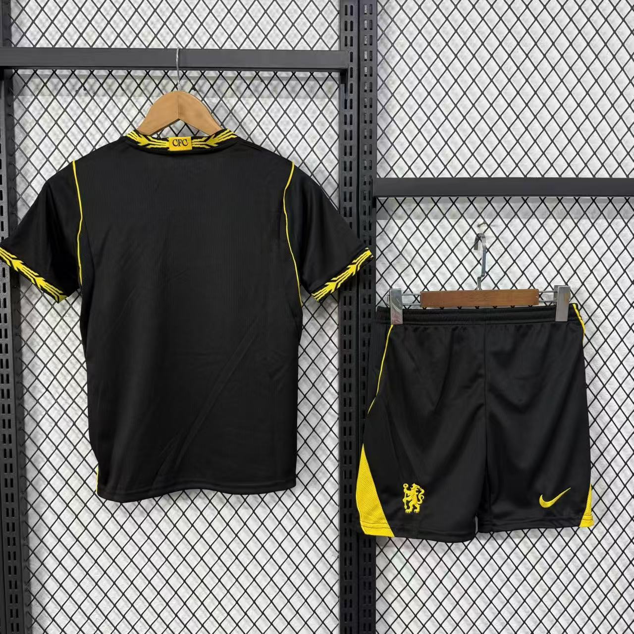 Chelsea Away Kids Suit 26/27