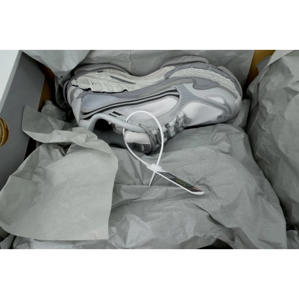Balenciaga Triple S 2 'Gradient Grey'  865851 WTR2G 1800
