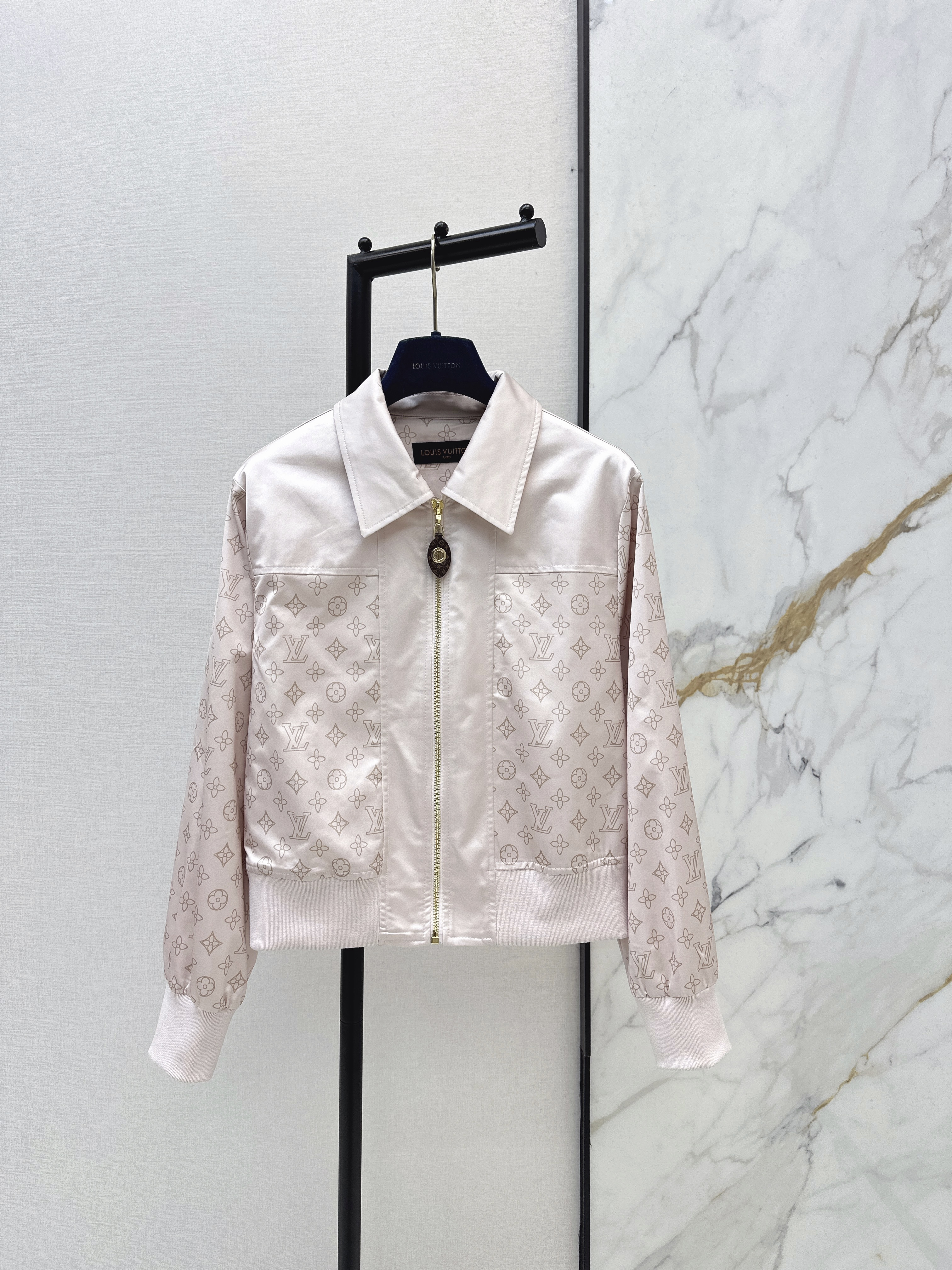 Louis New print jacket