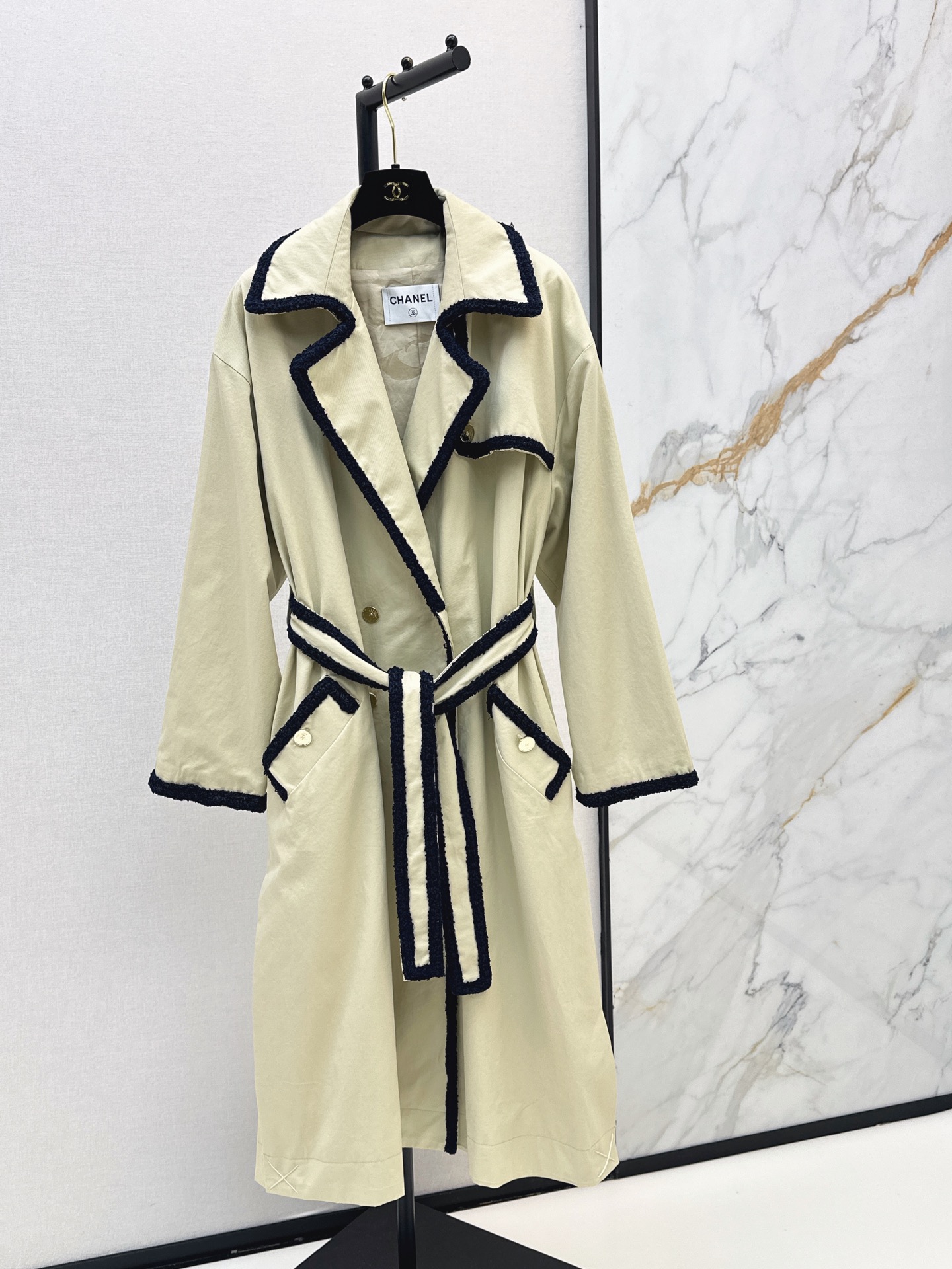 Chan New trench coat