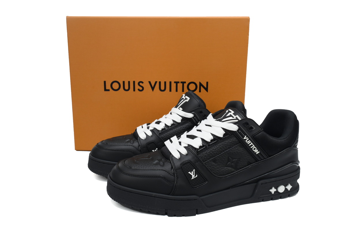Pkkicks God Batch LOUIS VUITTON Trainer All Black Embossing 1AARER