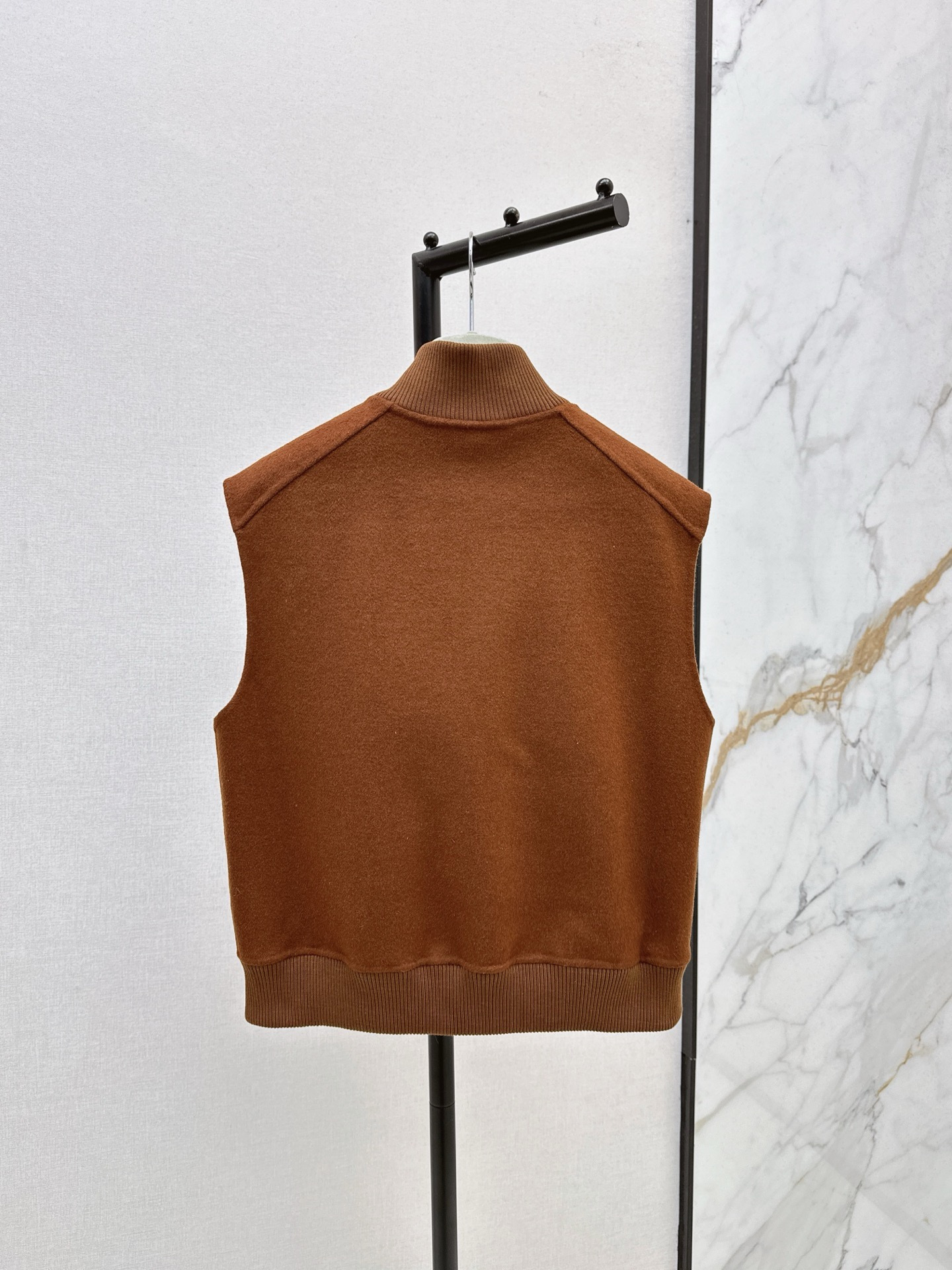 Herm New Vest jacket