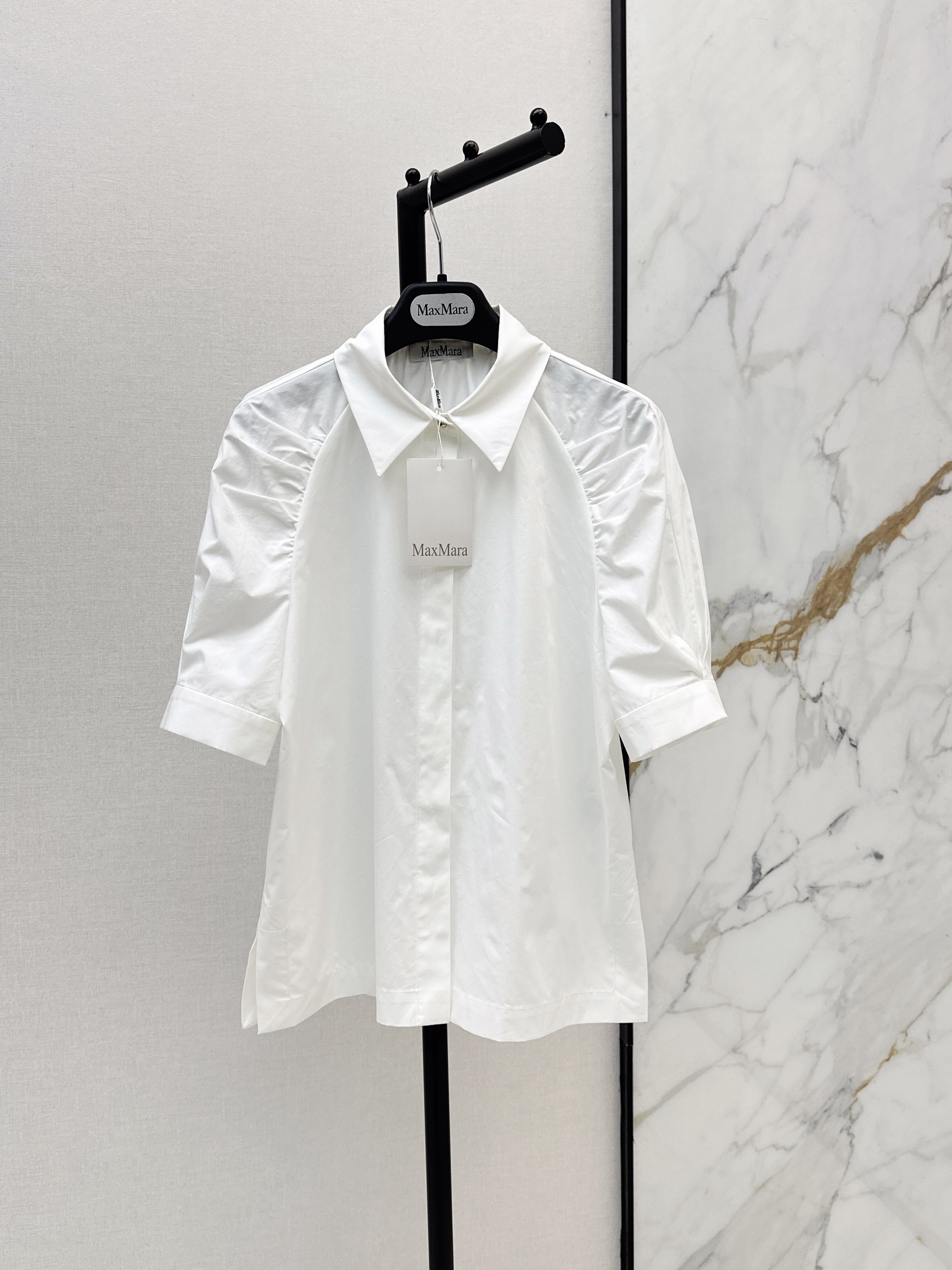 Max New puff sleeve shirt