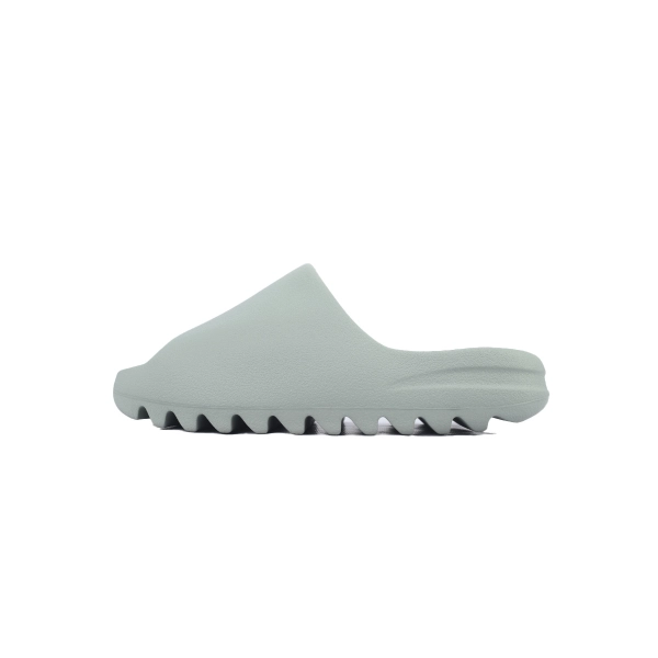 Dope sneakers Adidas Yeezy Iight Grayish Green ID5480