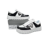 Prada Low-Top Sneakers Serrated Black And  White
