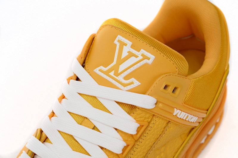 Pkkicks God Batch LOUIS VUITTON Trainer All Yellow Embossing 1AARG0