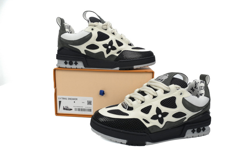 Pkkicks God Batch LOUIS VUITTON Leather lace up Fashionable Board Shoes Black Gray 1AC52M