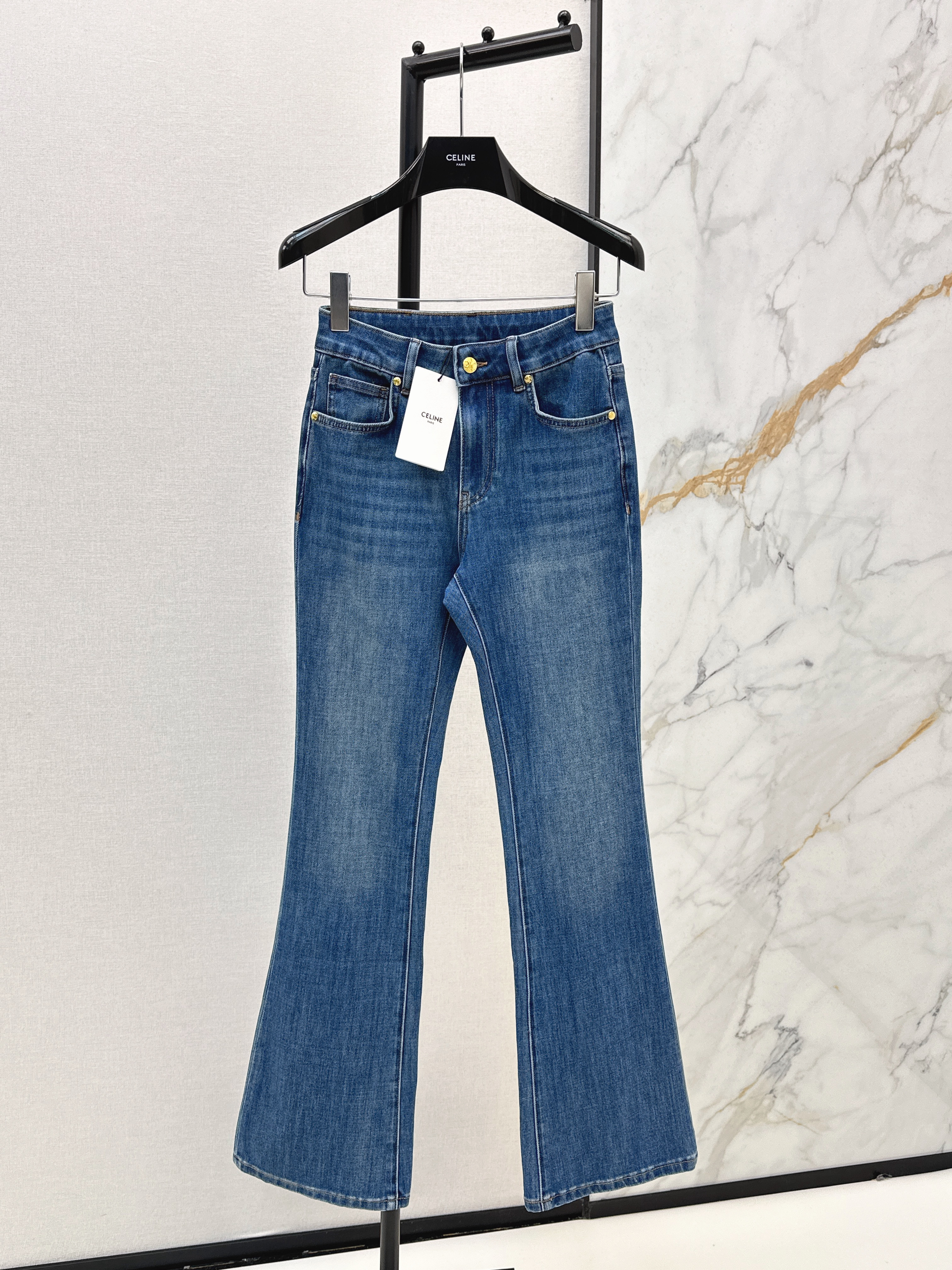 Celi New flared jeans