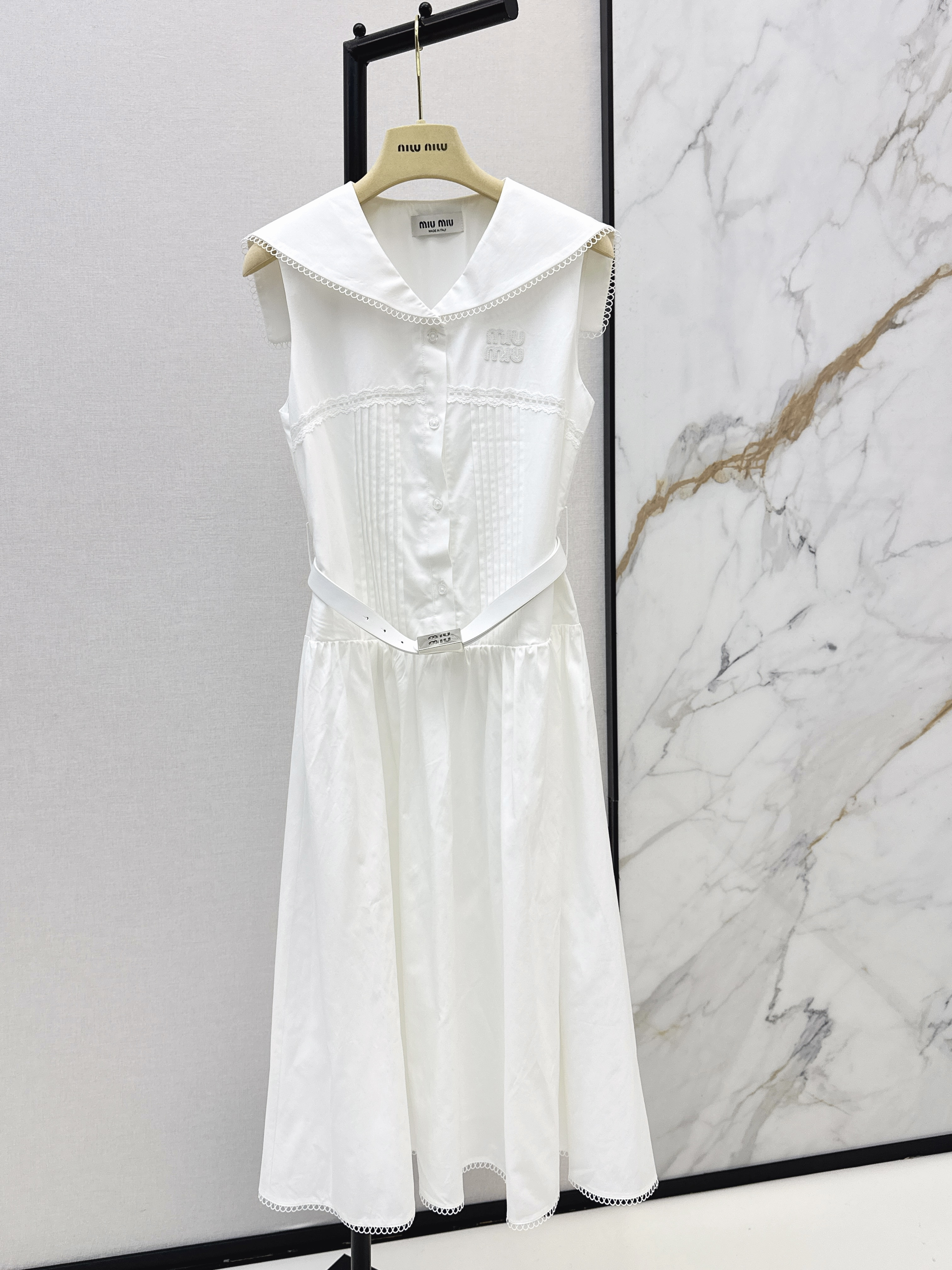 Miu New dress