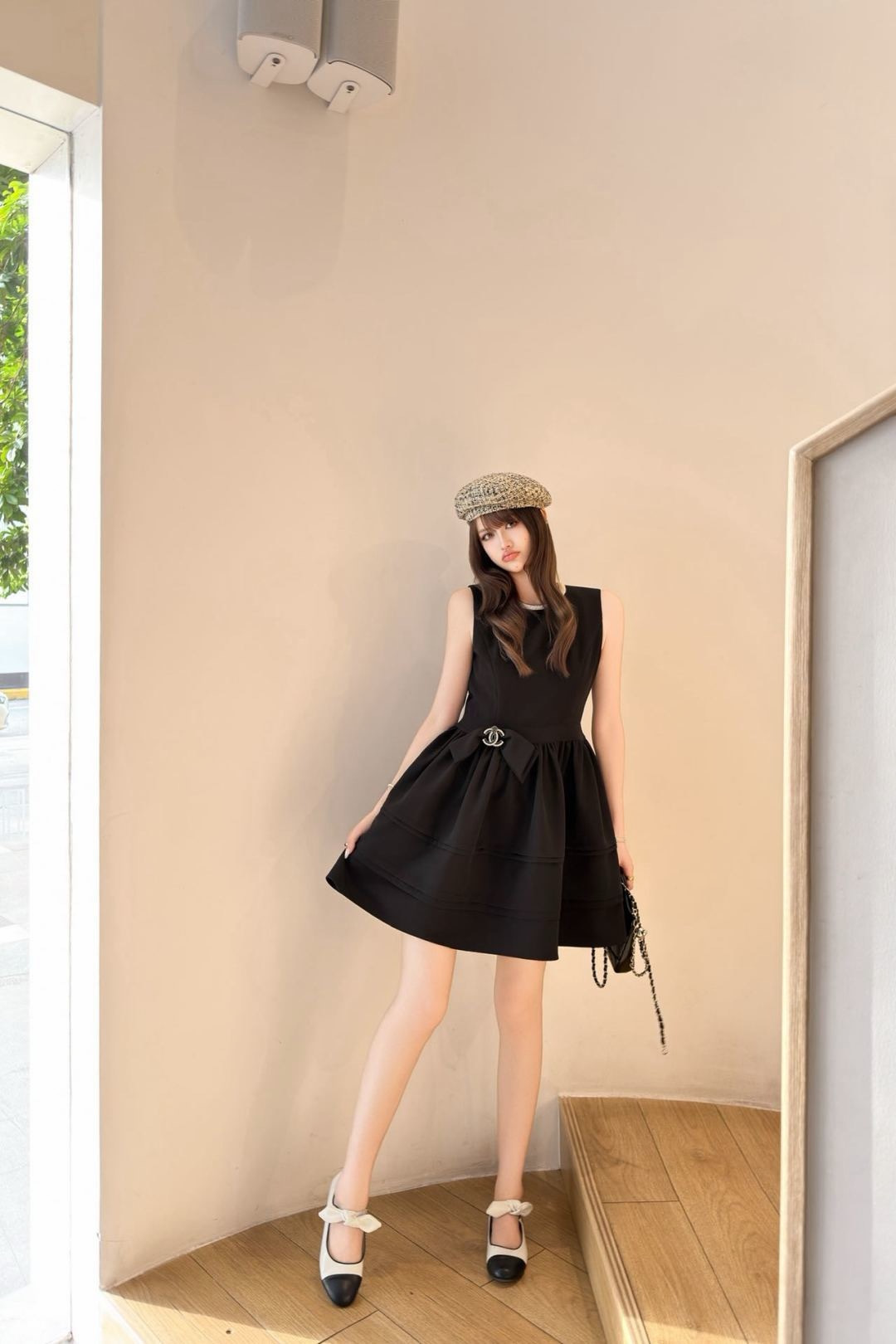 Chan New Beaded Pearl Collar Sleeveless Dress