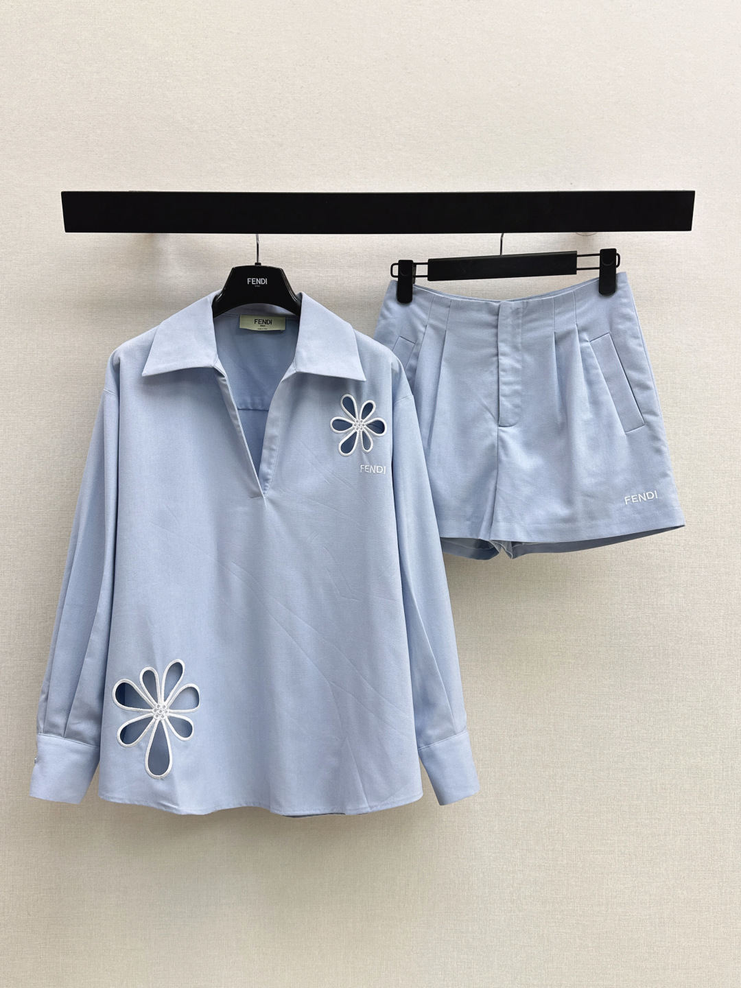 Fend New Hollow-out Embroidered Set